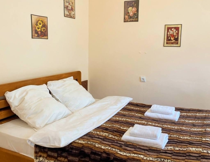 Номер полулюкс с 1 двуспальной кроватью (с пансионом) - Санаторий «Озон» Теберда